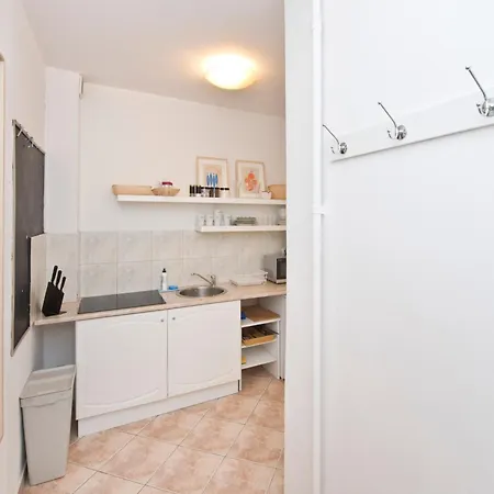 Yourapart Centrum Apartment *